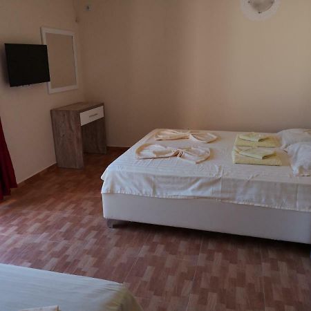 Rooms Ibrocevic Ulcinj Esterno foto