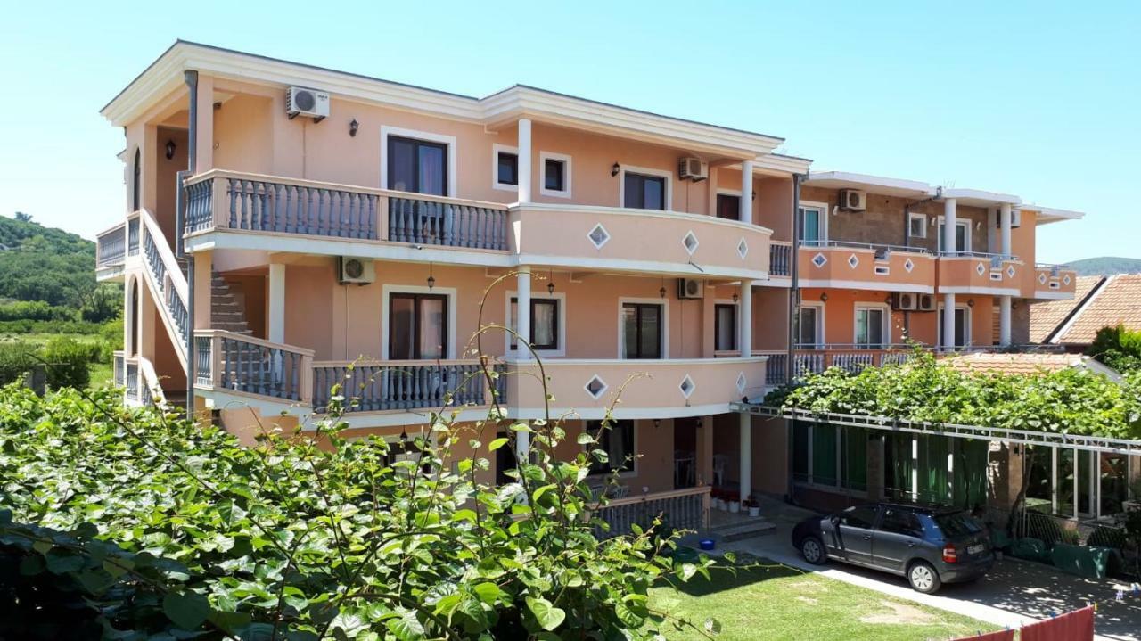 Rooms Ibrocevic Ulcinj Esterno foto